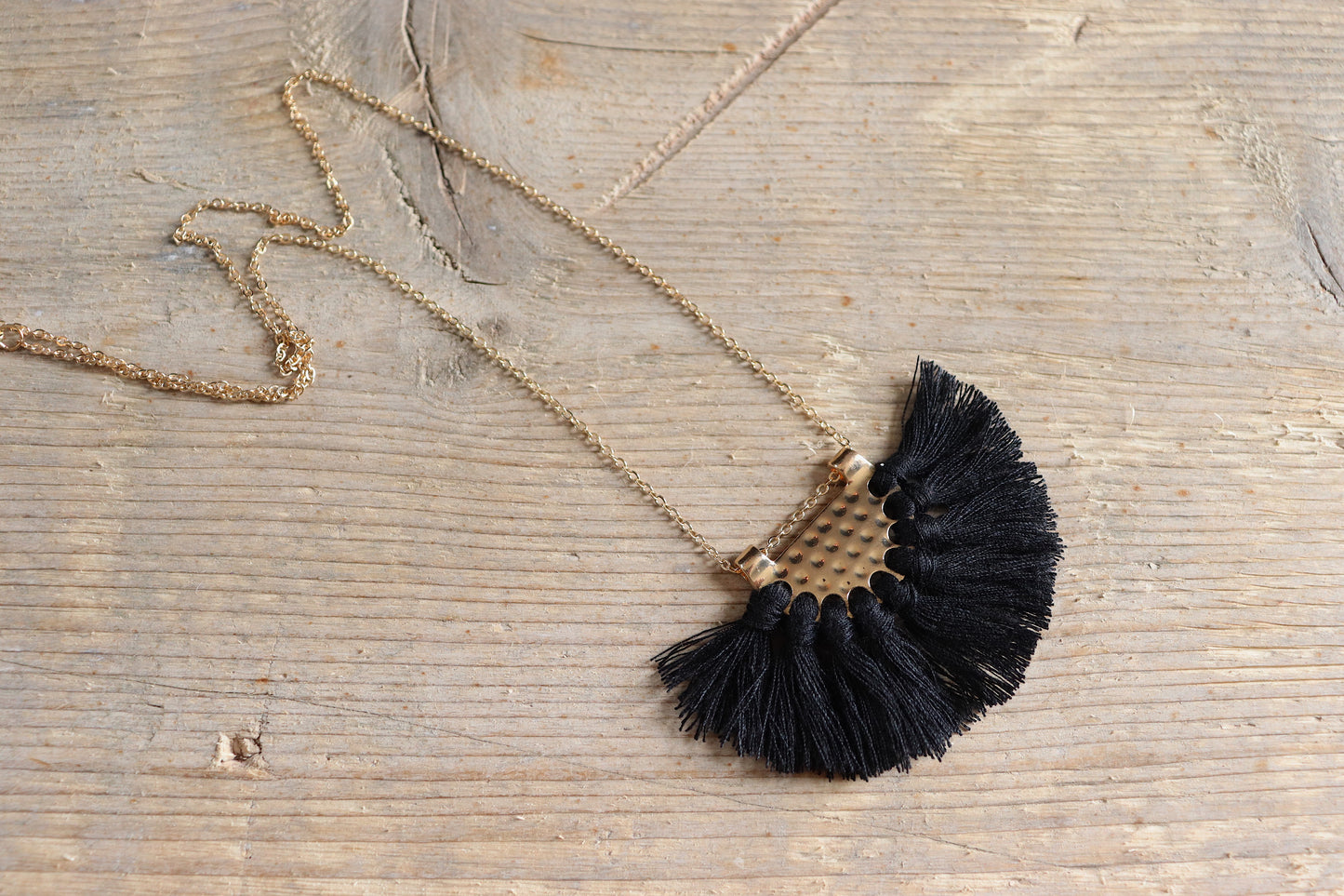 Hammered Chandelier Necklace - Black