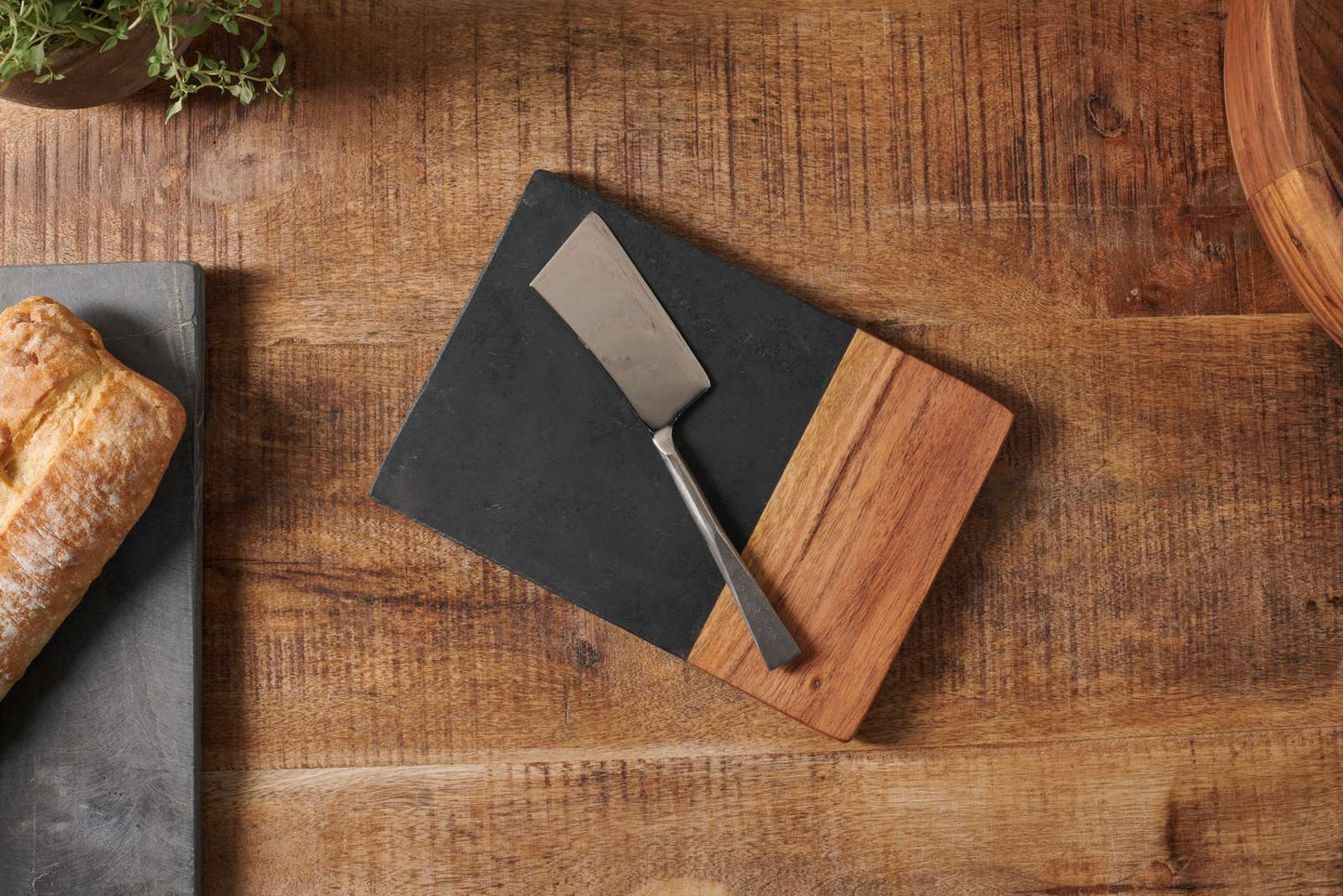 Fala Small Chopping Board - Slate & Acacia