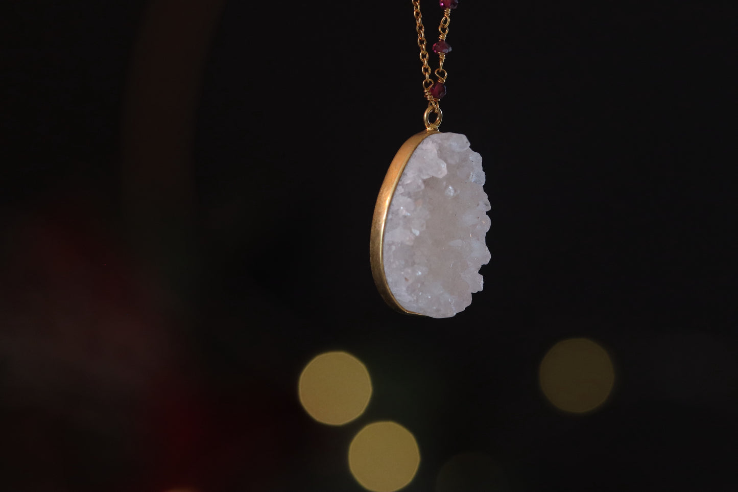 Gold-plated Druzy Necklace with red garnets on the chain