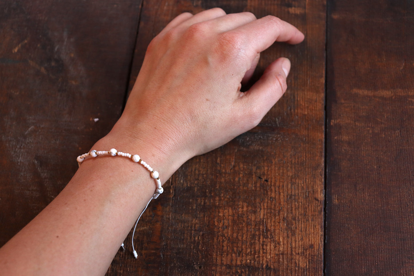 Natural Howlite Bracelet