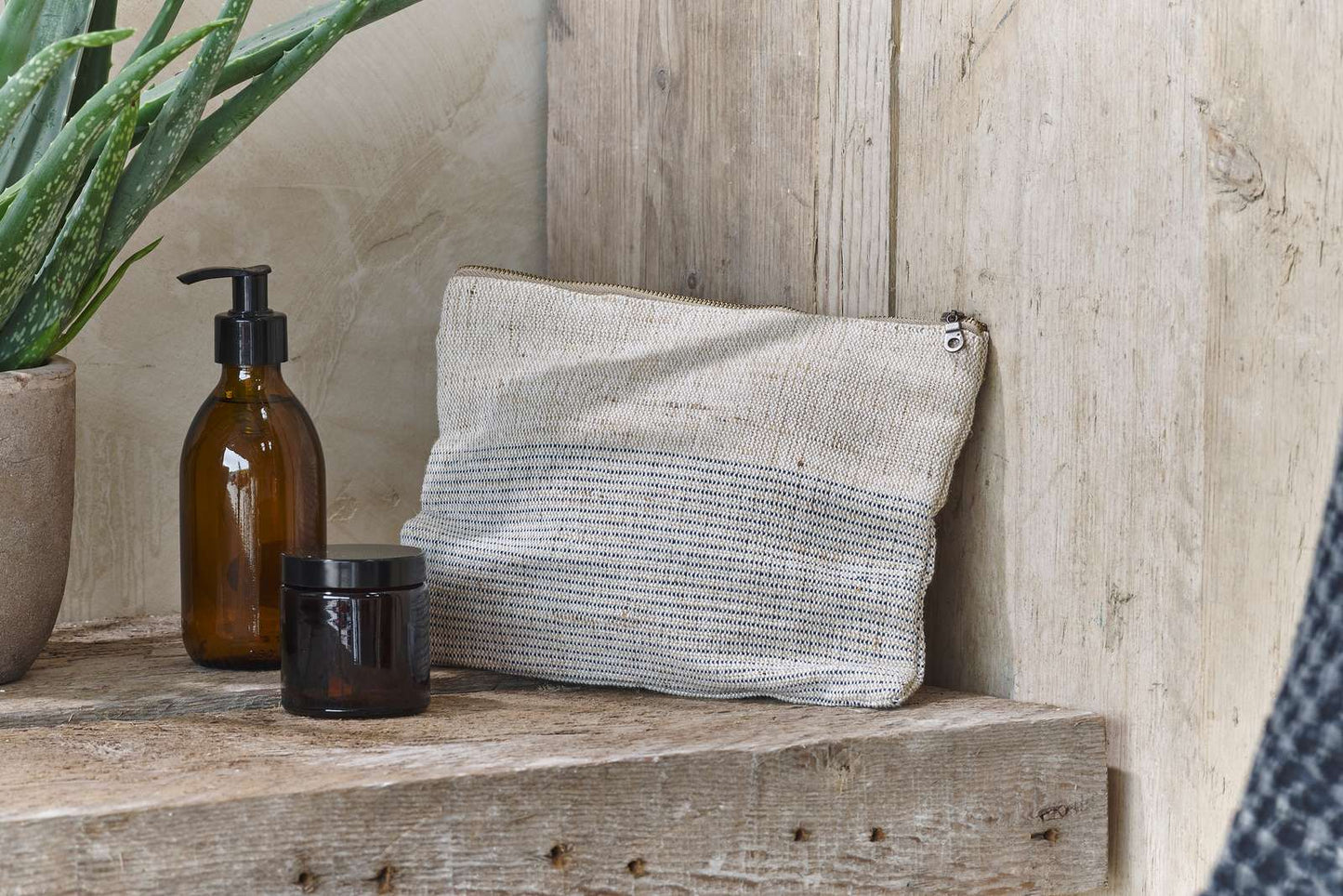 Jano Jute Pouch - Natural & Blue