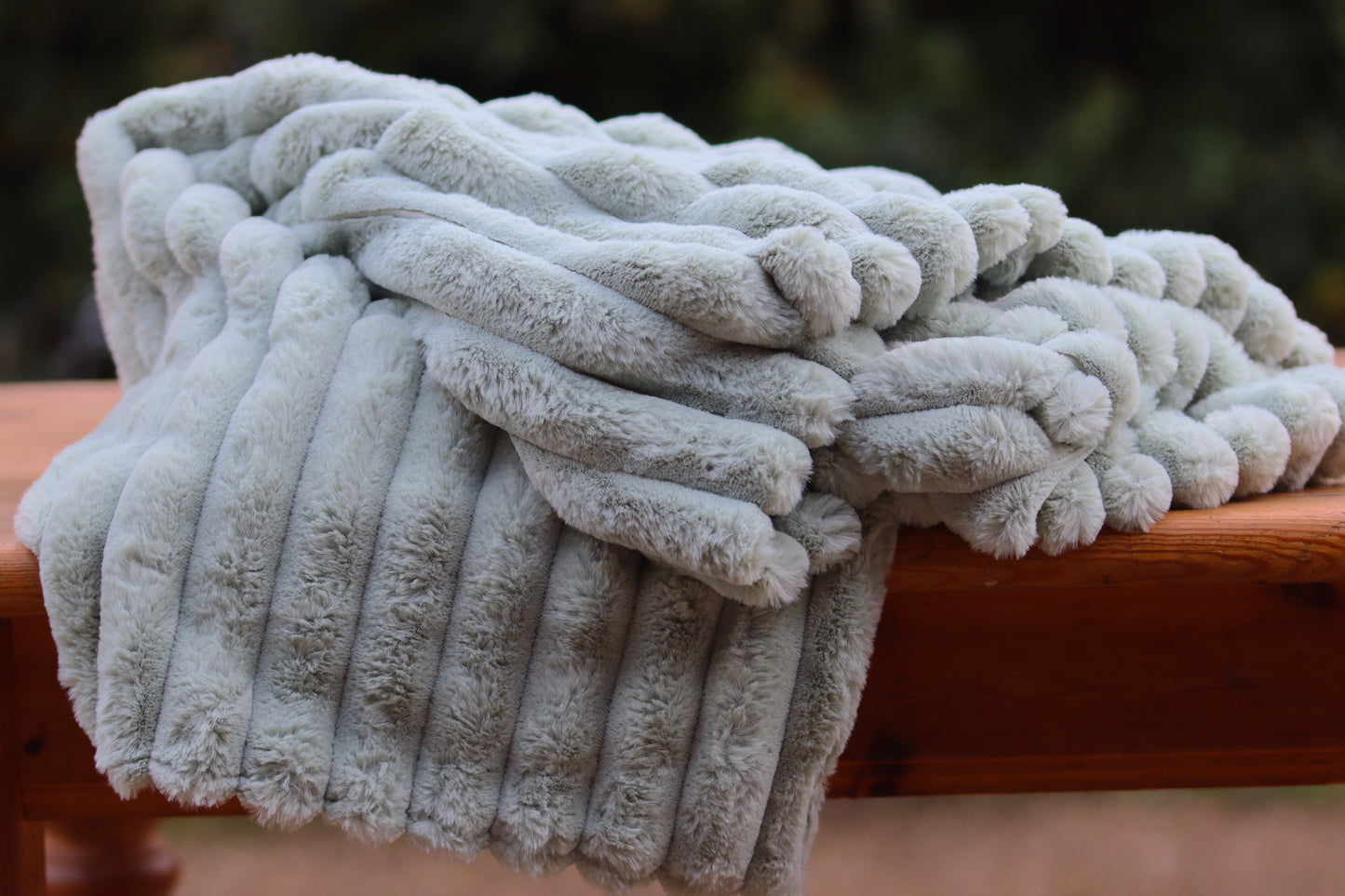 Mint Green Ribbed Throw