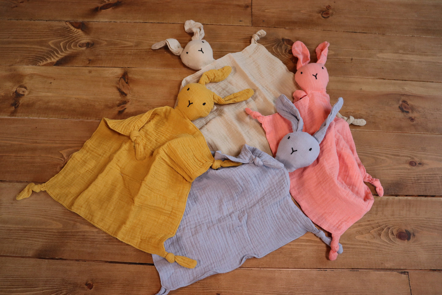 Muslin Bunny Comforter with Teething Knots