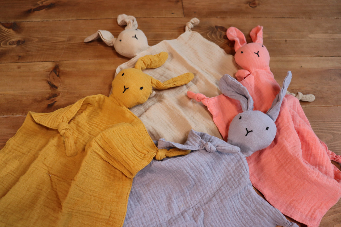 Muslin Bunny Comforter with Teething Knots