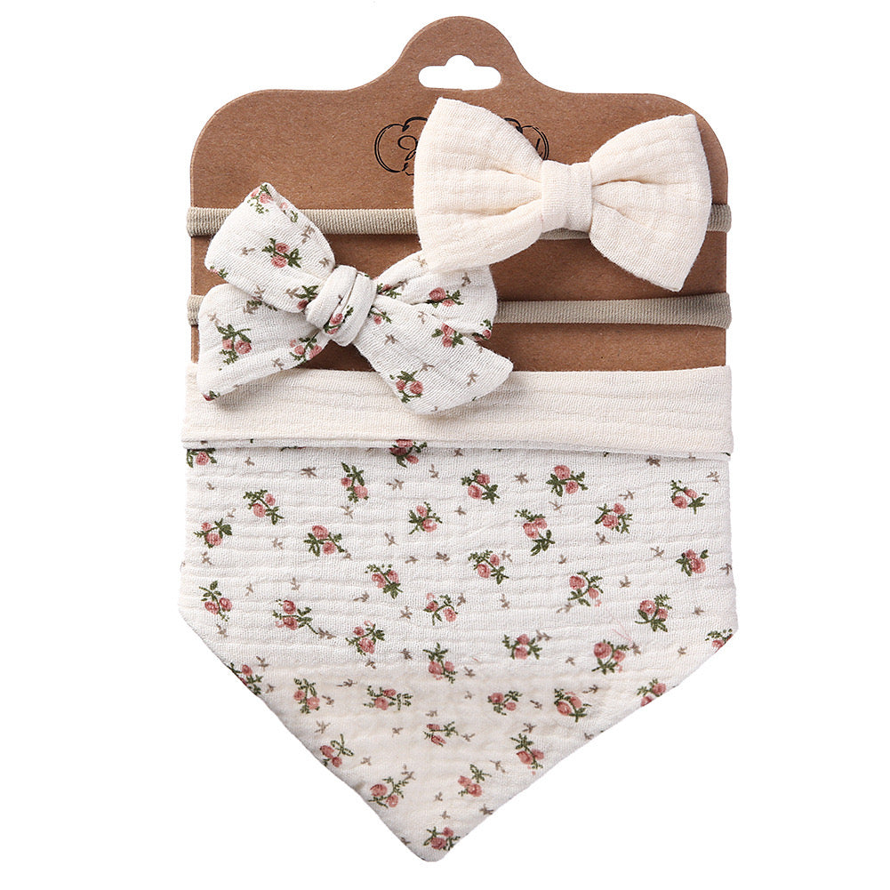 Triangle Muslin Bib & Bow Set