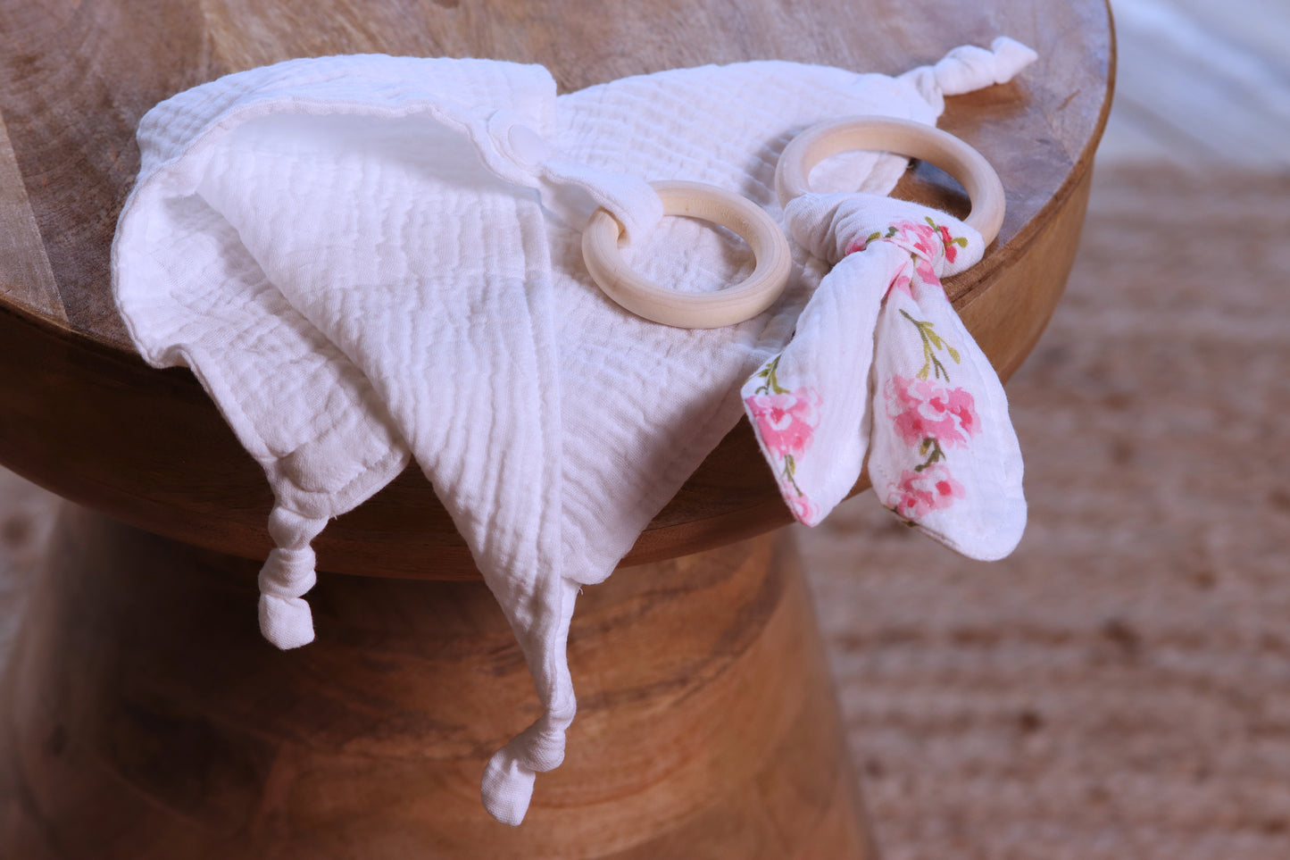 Muslin Comforter & Teething Ring