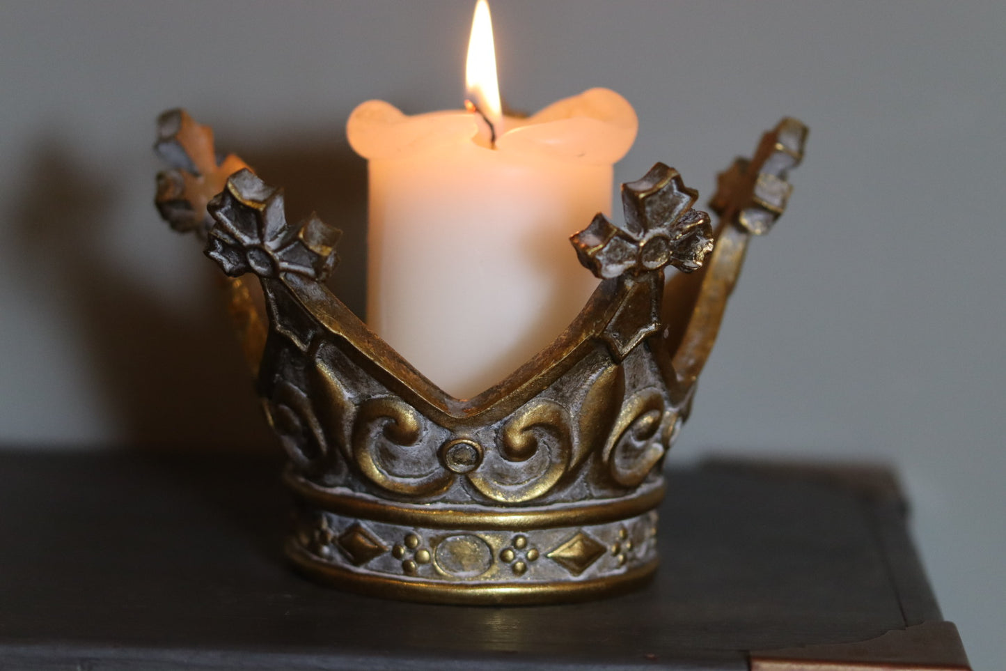 Gold Crown Candle Holder