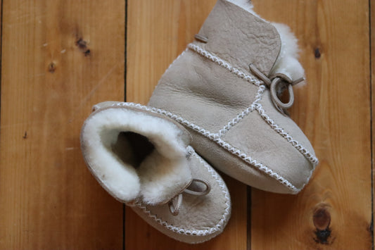 Sheepskin Booties - BEIGE