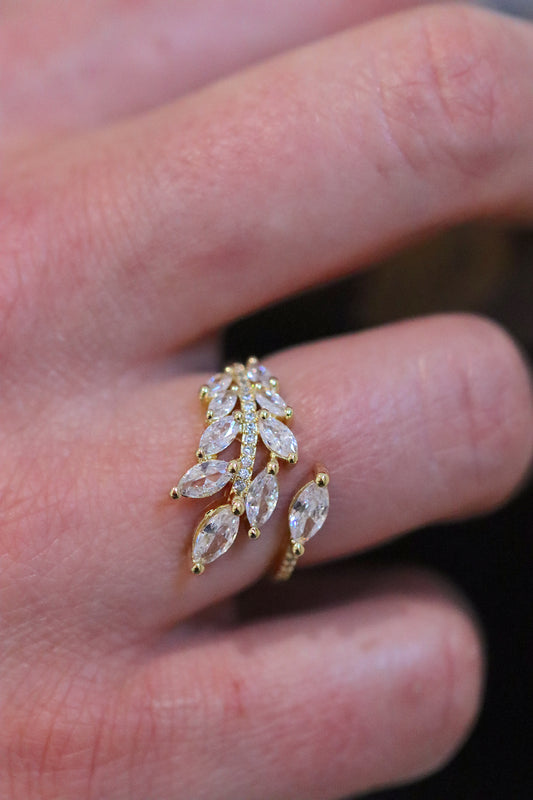 Adjustable Single Leaf Cuff Ring
