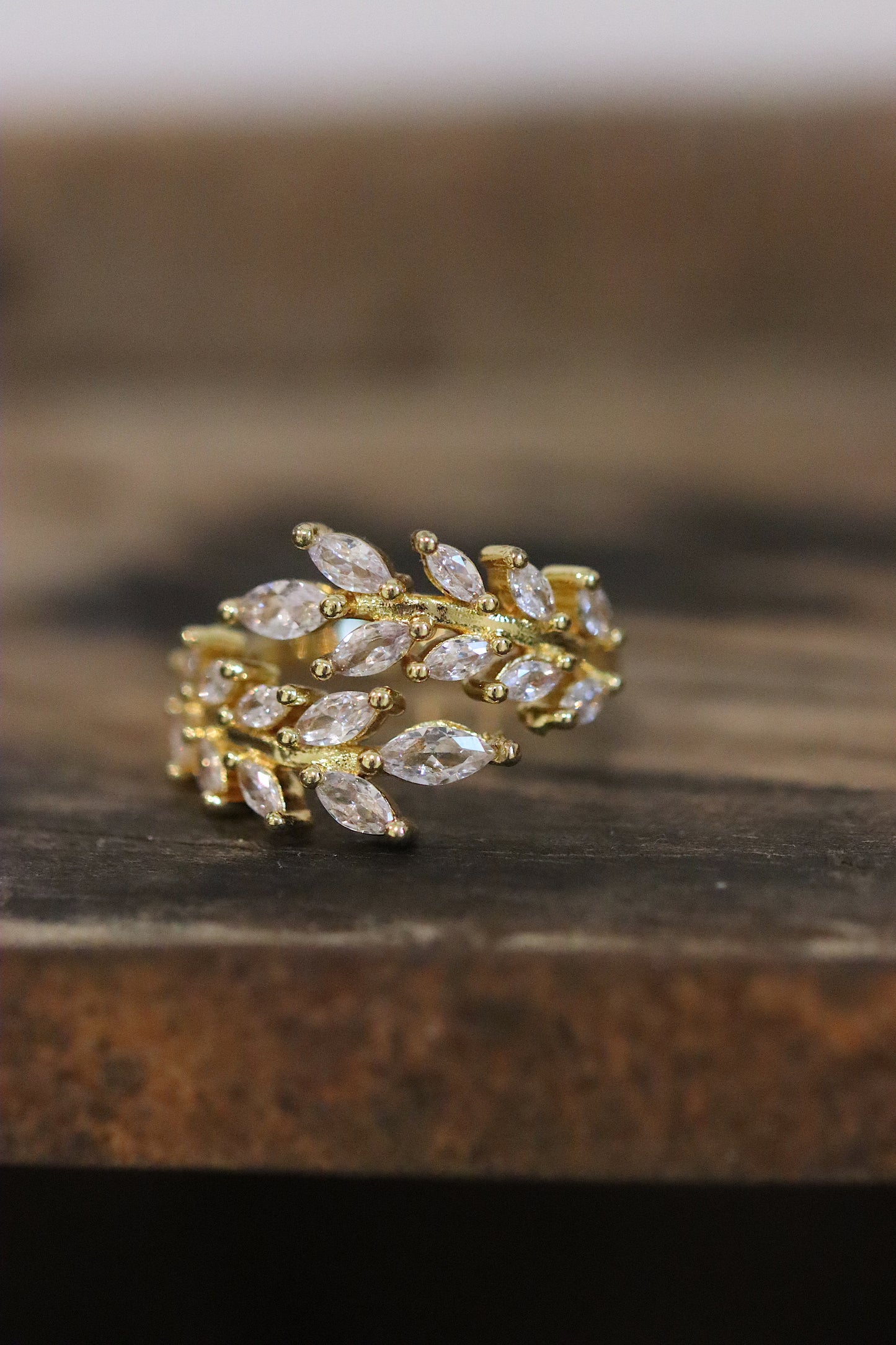 Adjustable Double Leaf Cuff Ring