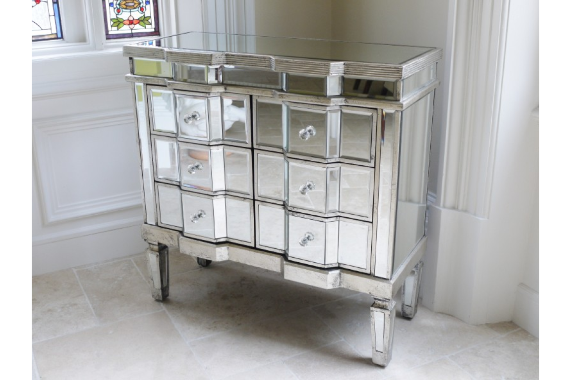 Antique Style Mirrored Chest of Drawers